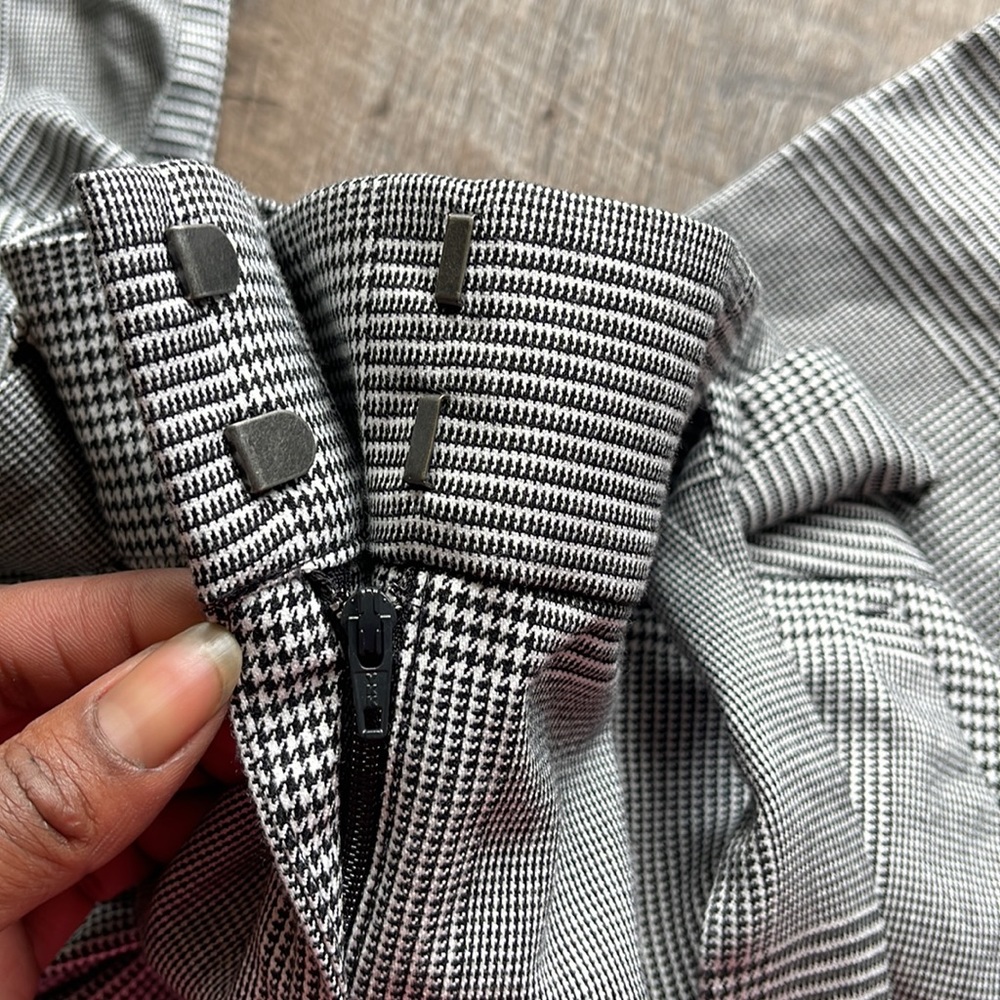 Loft Pants - Picture 11 of 11